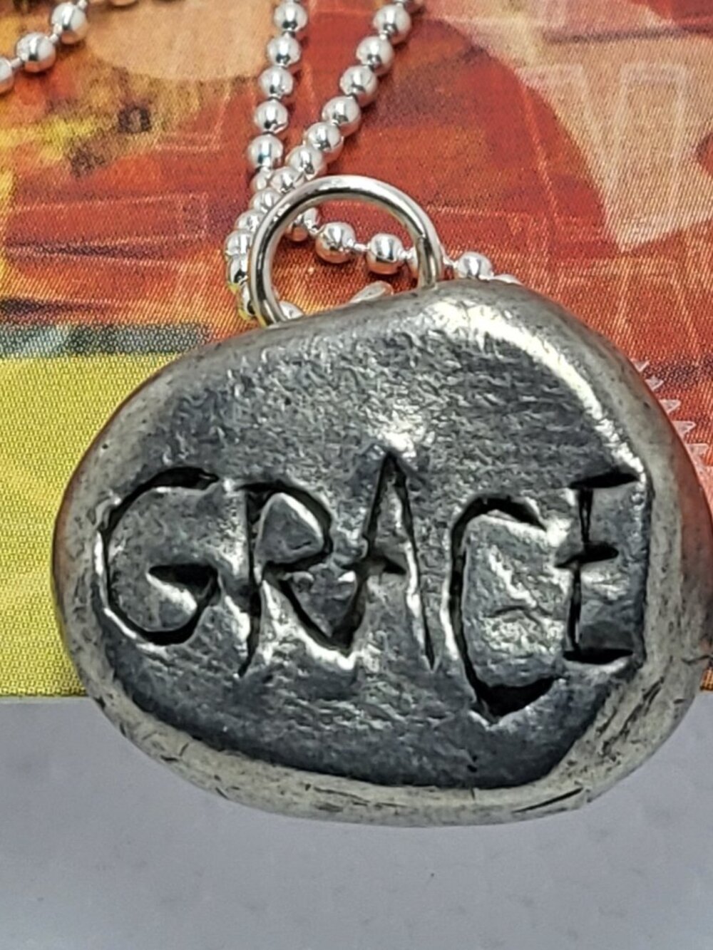 Necklace vintage Todd Oldham Button 90s Silver tone GRACE pendant graceful